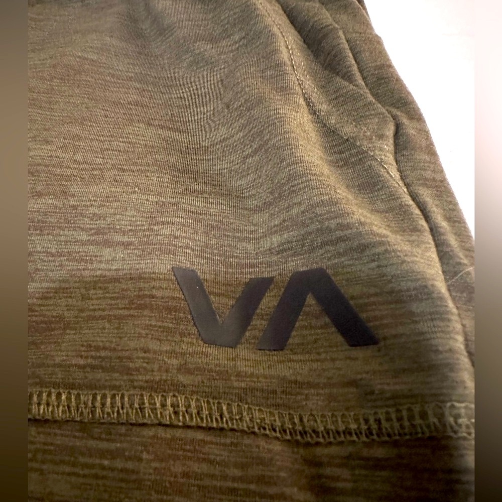 Rare & Out Of Print Rvca C-Able Sweatpants-Army G… - image 3